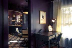 The Crow - Sophisticated East Hill Sanctuary